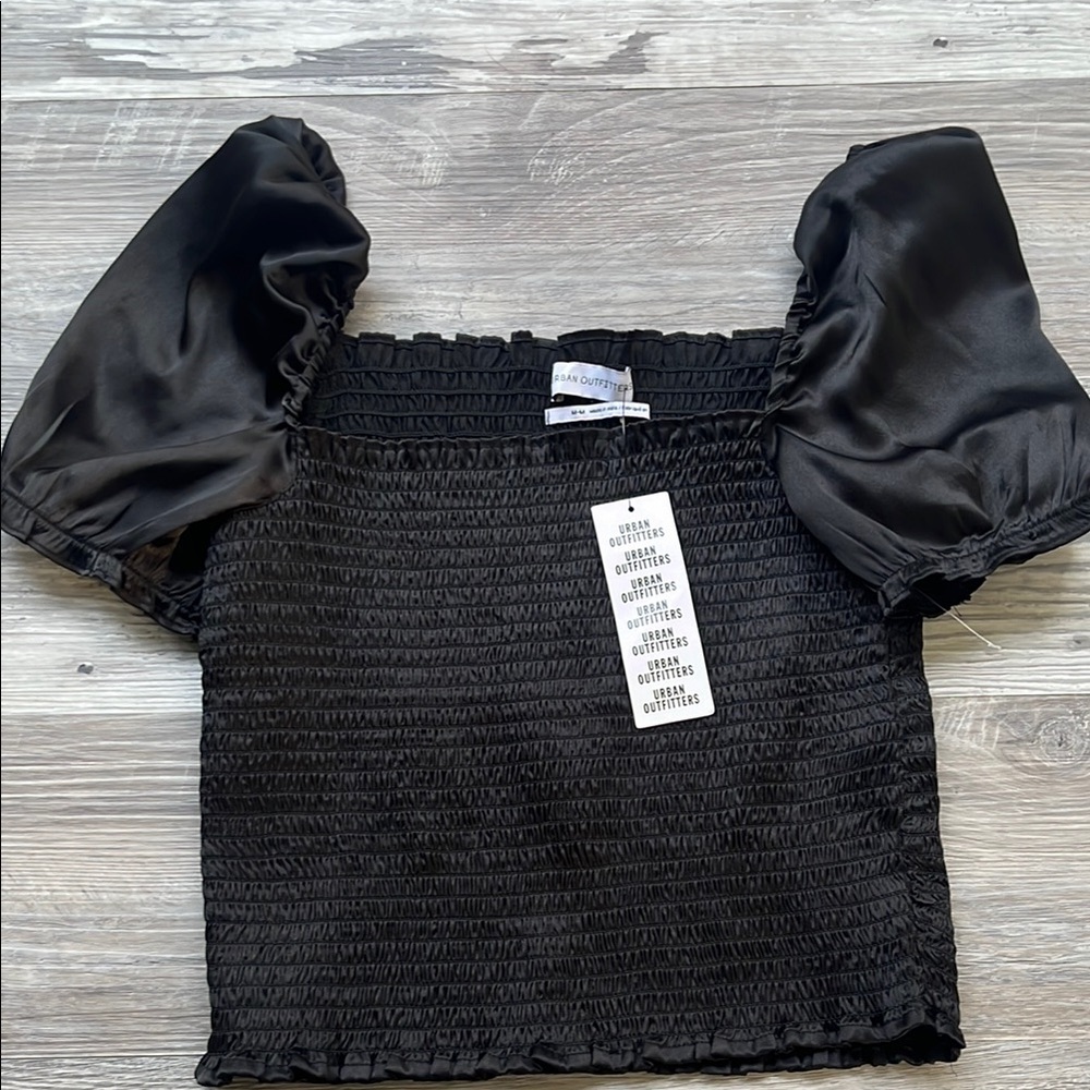 Urban Outfitters Black Smocked Puff Sleeve Top sizes medium new with tag